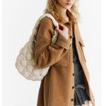 CARLYN Нейлоновая облачная сумка, Light Umber - фото 5