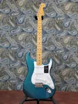 Fender Vintera II '50s Stratocaster в цвете Ocean Turquoise - фото 2