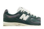 Кроссовки New Balance 2002R Big Kid, зеленый - фото 2