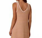 Вязаное мини-платье в розовую полоску Rylee + Cru - фото 2