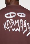 Футболка Karma8a REAL POCKET TEE, Brown - фото 6