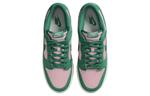 Кроссовки Dunk Low Retro SE Medium Soft Pink Malachite Nike, зеленый/розовый - фото 4