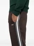 Брюки с вышитым логотипом Lacoste, коричневый - фото 5