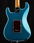 Fender American Professional Classic Stratocaster в цвете Lake Placid Blue - фото 10