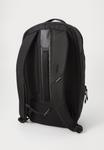 Рюкзак Peak Performance COMMUTER BACKPACK UNISEX, Black - фото 2