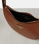 Кожаная наплечная сумка Arqué Prada, Cognac - фото 3