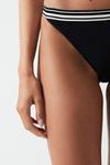 Трусики бикини Faith с фиксированными боками Reiss, черный - фото 4