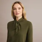 Женский джемпер с воротником и бантом Verhunt, хаки - фото 2