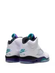 Кроссовки Air Jordan 5 Retro OG New Emerald/Grape Ice, белый - фото 3