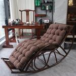 Плетеное кресло-качалка из ротанга с мягким матрасом (Шезлонг для дома и дачи) - фото