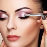 Кисть для растушевки дымчатых глаз Eigshow Beauty E821 - фото 4