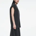 Футболка-майка женская черно-серая COS - фото 4