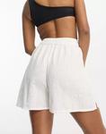 Белые структурированные пляжные шорты ASOS DESIGN Tall - фото 4