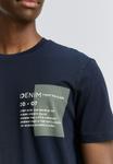 Футболка TOM TAILOR DENIM LOGO, Midnight Navy Blue/Dark Blue - фото 4