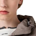 Пуховик женский MIU MIU, серый/белый - фото 6