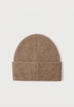 Шапка Samsøe Samsøe Beanie, Fossil/Light Brown - фото 2