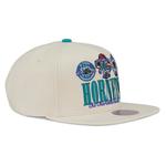 Кепка NBA CHARLOTTE HORNETS REFRAME RETRO SNAPBACK CAP Mitchell And Ness, цвет Off Weiß - фото 4