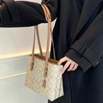 Мастерская по уходу за ремнями сумок класса люкс - фото 4