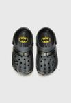 Тапочки BATMAN BATMOBILE UNISEX Crocs, черный - фото 4
