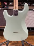 Fender Stratocaster Surf Green ограниченной серии Tom DeLonge - фото 5