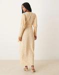 Glamorous платье-халат в бежево-горчичном цвете - фото 2