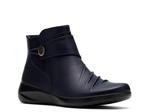 Ботинки Clarks Kaetlyn Sara Bootie, Navy Leather - фото