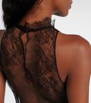 Топ из цветочного кружева McQueen, черный - фото 5