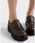 Женские кожаные лоферы Prada, коричневый - фото 4