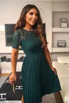 Кружевное плиссированное платье с короткими рукавами DOUBLE SECOND, зеленый - фото