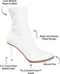Ботинки Journee Women's Comfort Foam Gizzel Booties Journee Collection, White - фото 2