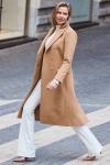 Длинное строгое двубортное пальто Sosandar, бежевый - фото 4