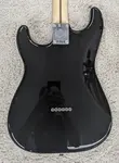 Электрогитара Fender Limited Tom Delonge Blink 182 Black Stratocaster с чехлом - фото 4
