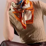 HERMES Шарф Carres 90 Tous En Selle, Cream - фото 8