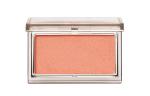Монохромный румянец легко растушевывается RMK - фото
