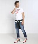 Футболка Guess Jeans Regular Fit с тройным логотипом, белый - фото 2