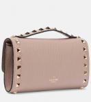 Мини-кошелек Rockstud из кожи на цепочке Valentino Garavani, розовый - фото 4