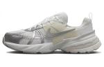 Nike V2K Run Кроссовки унисекс, Серебристый/Белый - фото