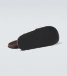 Замшевые шлепанцы Hugh The Row, Laquer Brown - фото 7