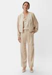Брюки-карго Regular comma, бежевые - фото 6