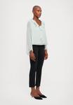 Блуза DESIGNERS REMIX IOLA RUFFLE BLOUSE, Dusty Mint/Light Green - фото 4