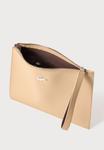 Клатч Lacoste Clutch, Viennois Puce/Sand - фото 3