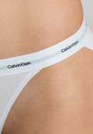 Трусы STRING BIKINI 3 PACK Calvin Klein Underwear, кремовый - фото 7
