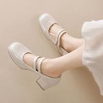 Туфли на блочном каблуке Mary Jane Komanic, Ecru - фото 10