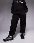 Черные джоггеры с вышитым логотипом Kaiia Plus на манжетах - фото 3