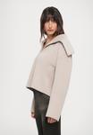 Джемпер Nanushka MAXE OUTERWEAR, Stone/Taupe - фото 5