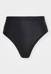 Трусы Spanx SPANXSHAPE INVISIBLE SUPIMA COTTON THONG, Very Black/Black - фото 5