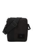 Calvin Klein Сумка через плечо в черном цвете - фото