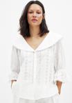 Блуза NA-KD COLLAR DETAIL ANGLAIS, White - фото