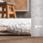 Коврик для детей Rumi с кисточками в стиле шеврон nuLOOM, 239x305 см, светло-бежевый - фото 3