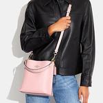 COACH Сумка-ведро из кожи коровы Молли - фото 6